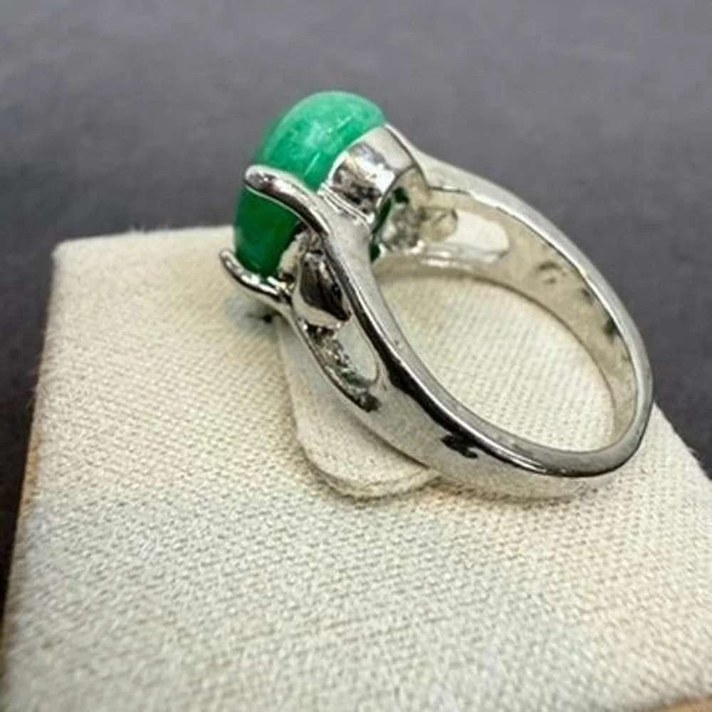 Green Stone Oval Cabochon Ring Silver Tone Statement Solitaire Design